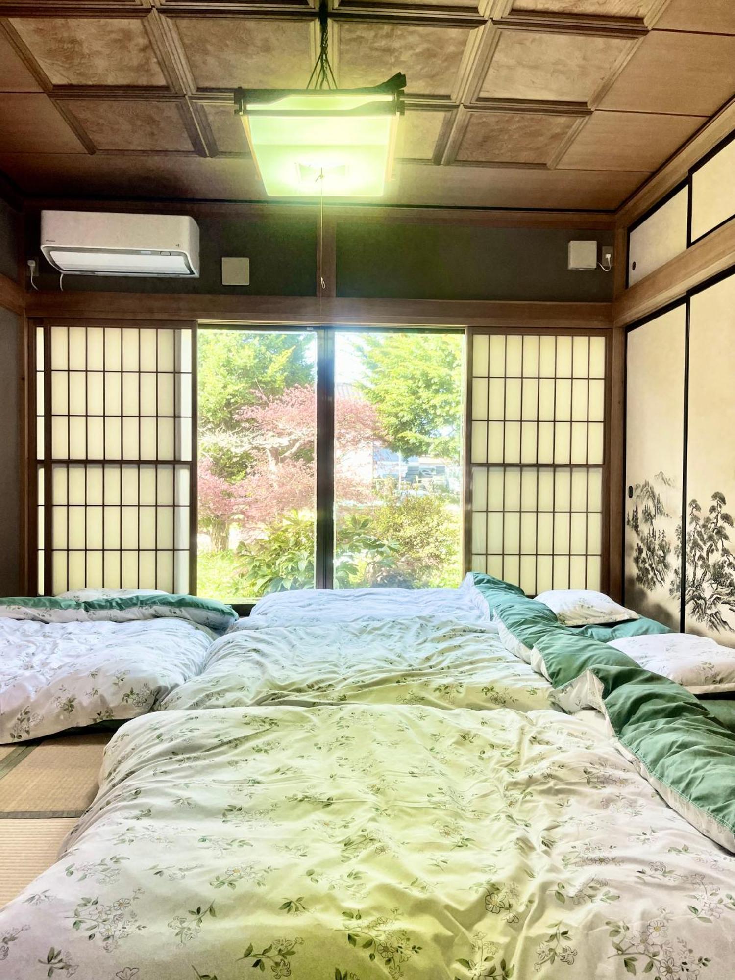T&T Fujiyama Guest House Fujiyoshida Exterior foto
